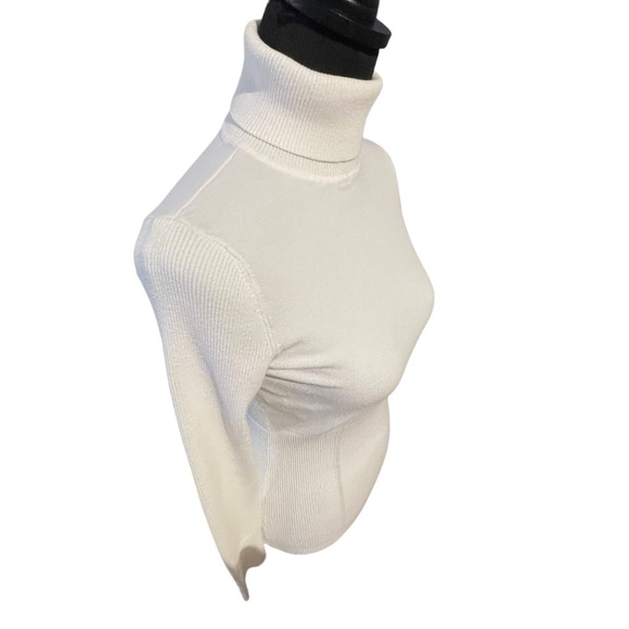 White House Black Market White Turtleneck Sweater - Picture 7 of 15